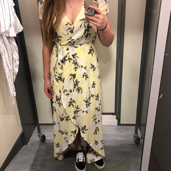 Dress - Picture 1 of 1